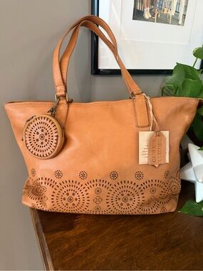 NWT. Genuine Leather Tan Laser-Cut Tote with Matching Round Pouch
